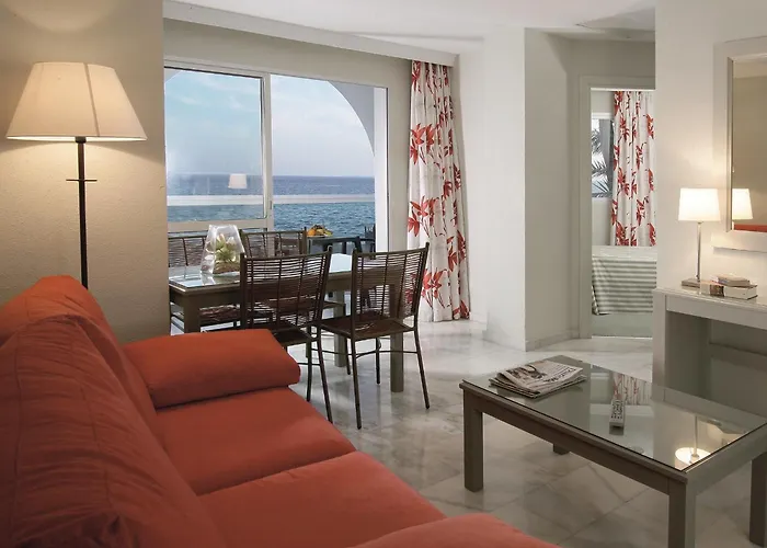 Apartmanhotel Ona Marinas De 4*