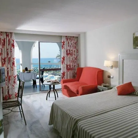 Ona Marinas De Hotel apartamentowy 4*