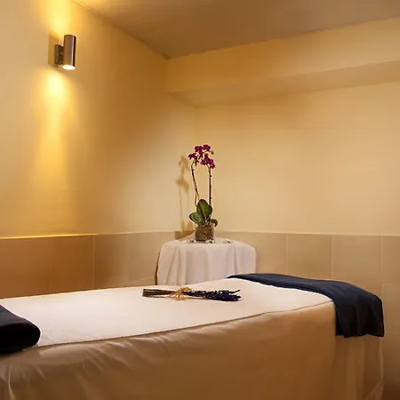 Hotel apartamentowy Ona Marinas De