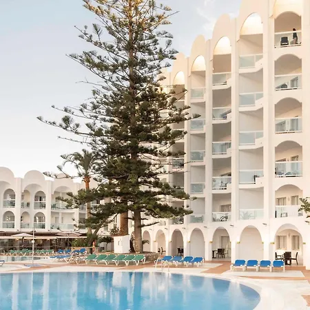Ona Marinas De نيرخا