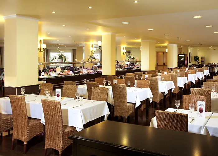 Apartahotel Marinas De Beach&spa 4*