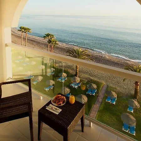Apart-hotel Ona Marinas De Nerja