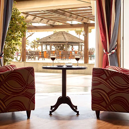 Ona Marinas De 4* Нерха